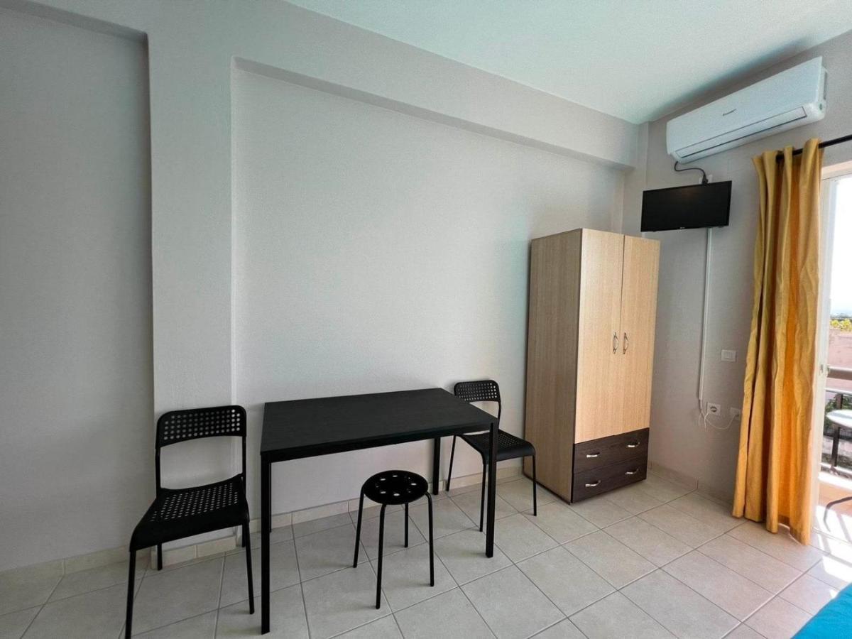 Triton Rooms Lefkandi Chalkida Exteriör bild